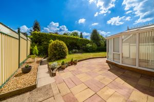 REAR GARDEN- click for photo gallery